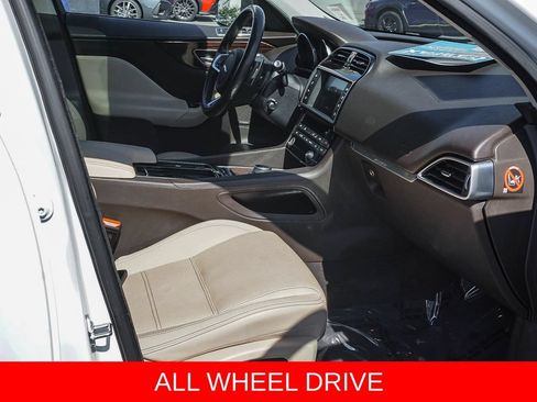 Used 2018 Jaguar F-PACE Prestige AWD/4WD image 12