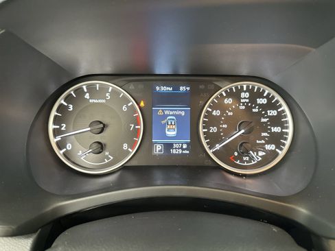 Certified 2025 Nissan Sentra S FWD image 15
