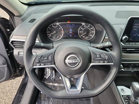 Certified 2023 Nissan Altima 2.5 SV image 24