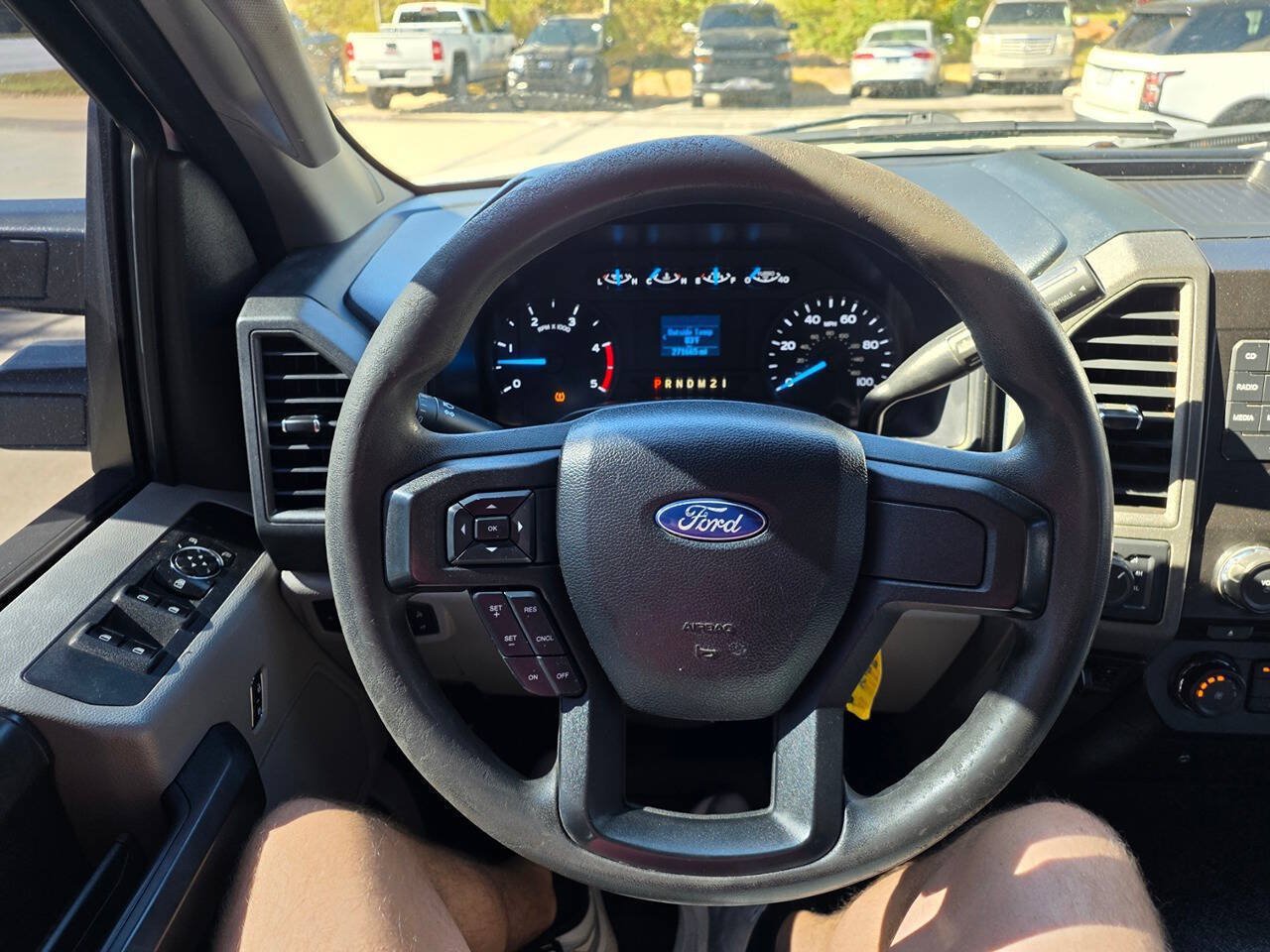 Used 2017 Ford F250 XL w/ Power Equipment Group AWD/4WD image 24