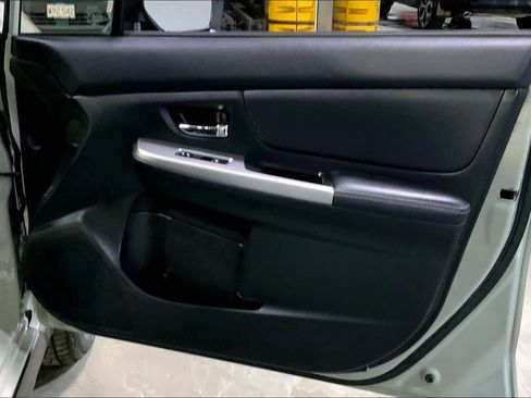 Used 2015 Subaru Crosstrek 2.0i Limited image 22