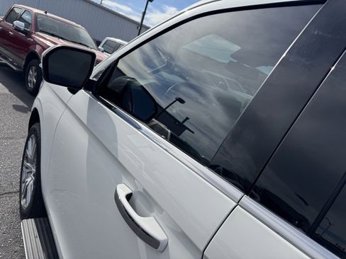 Used 2023 Ford Expedition Max Limited image 15