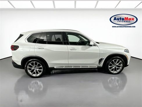 Used 2024 BMW X5 xDrive40i image 10