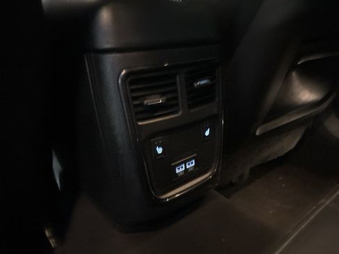 Used 2020 Dodge Charger SXT w/ Plus Group image 29