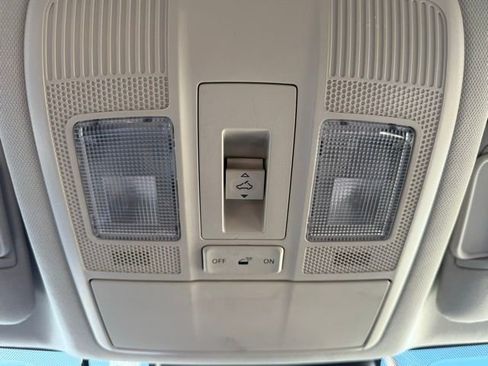 Used 2019 MAZDA CX-5 Touring image 31