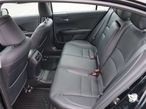 Used 2016 Honda Accord EX-L image 26