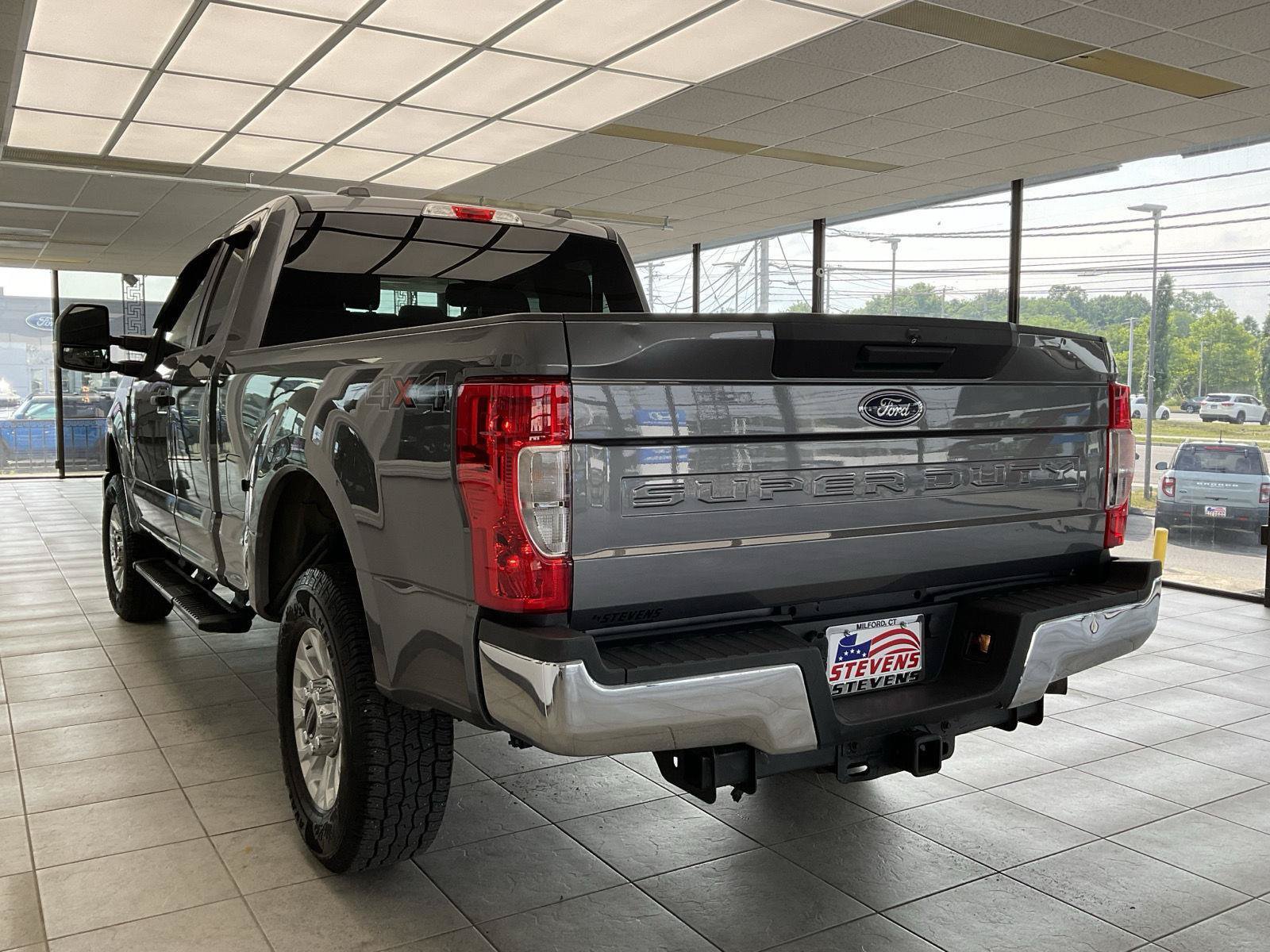 Used 2022 Ford F350 XL w/ STX Appearance Package AWD/4WD image 5