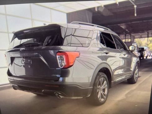 Certified 2023 Ford Explorer XLT w/ Equipment Group 202A AWD/4WD image 18