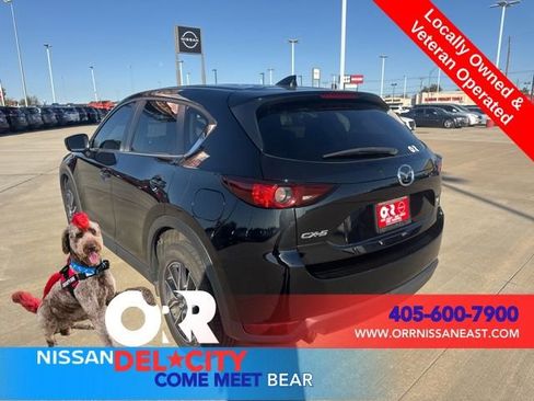 Used 2018 MAZDA CX-5 Touring w/ Preferred Equipment Package image 3