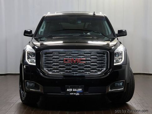 Used 2018 GMC Yukon XL Denali w/ Denali Ultimate Package AWD/4WD image 5