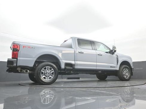 New 2026 Ford F250 Lariat w/ FX4 Off-Road Package image 29
