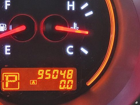 Used 2008 Nissan Altima 3.5 SE w/ Premium Pkg image 3