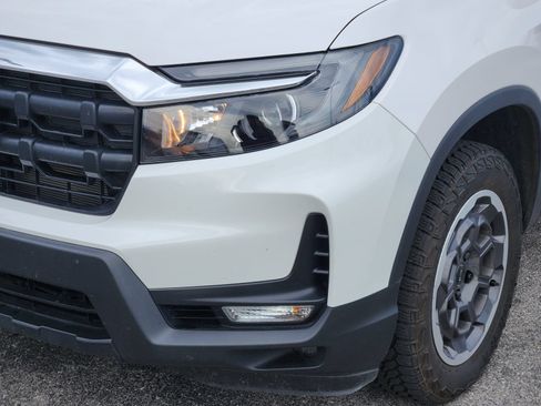 Used 2024 Honda Ridgeline RTL+ image 11