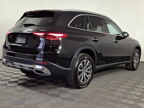 Used 2023 Mercedes-Benz GLC 300 4MATIC image 9