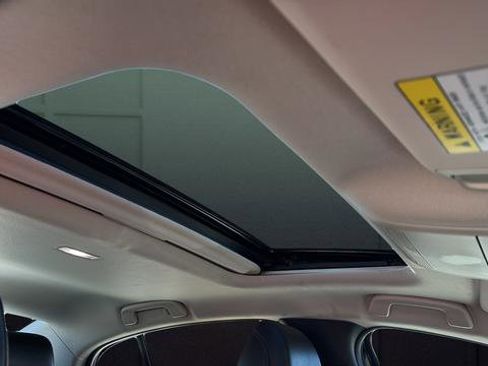 Used 2025 MAZDA MAZDA3 s image 28