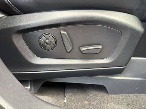 Certified 2025 Ford Explorer ST AWD/4WD image 9