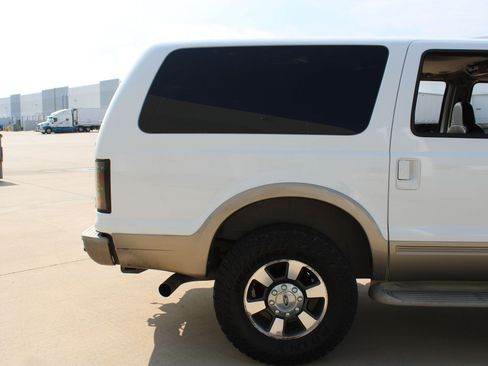 Used 2005 Ford Excursion Eddie Bauer RWD image 31