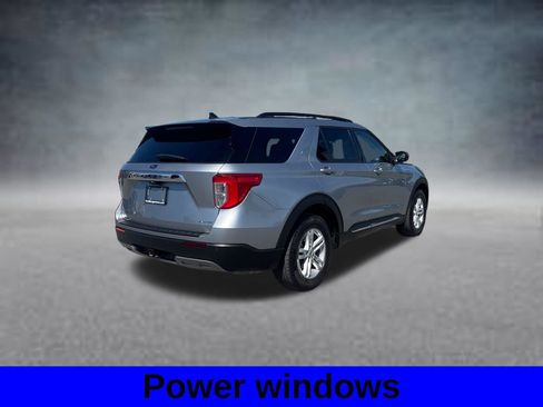 Used 2021 Ford Explorer XLT w/ Equipment Group 202A AWD/4WD image 7