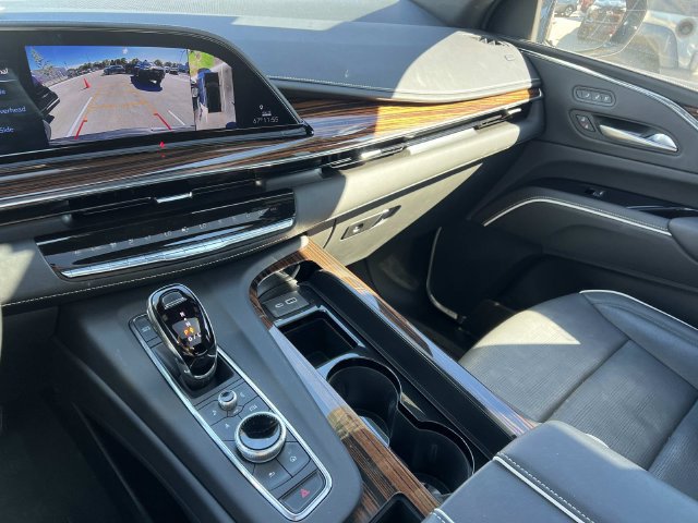 Certified 2024 Cadillac Escalade Premium Luxury w/ LPO, Floor Liner Package AWD/4WD image 31