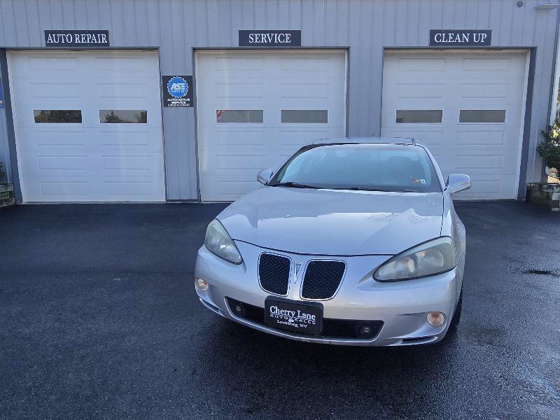 Used 2006 Pontiac Grand Prix GXP w/ Premium Package FWD image 8