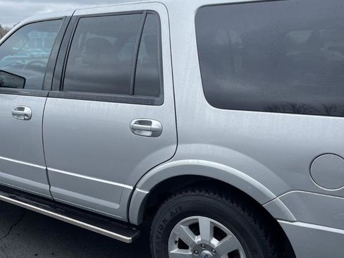 Used 2010 Ford Expedition Limited image 8