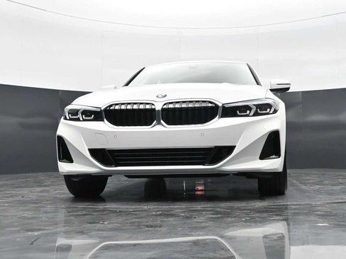 New 2026 BMW 330i Sedan w/ Premium Package RWD image 26