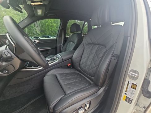 Used 2026 BMW X5 xDrive50e w/ Climate Comfort Package AWD/4WD image 16