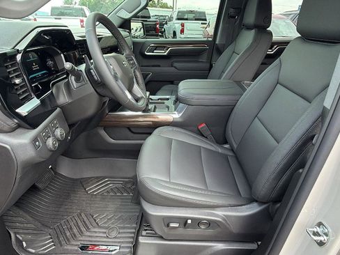 New 2026 Chevrolet Silverado 1500 RST w/ RST All Star Premium Package AWD/4WD image 13