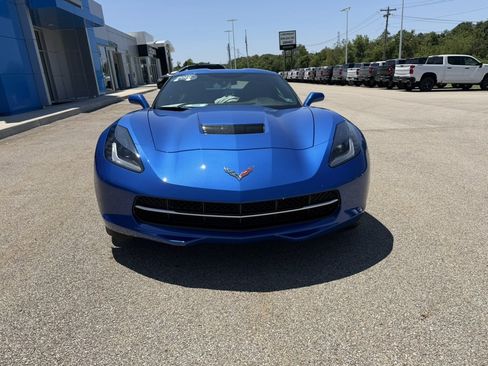 Used 2019 Chevrolet Corvette Stingray Coupe w/ Battery Protection Package RWD image 9