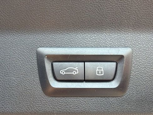 Used 2024 BMW X3 xDrive30i image 8