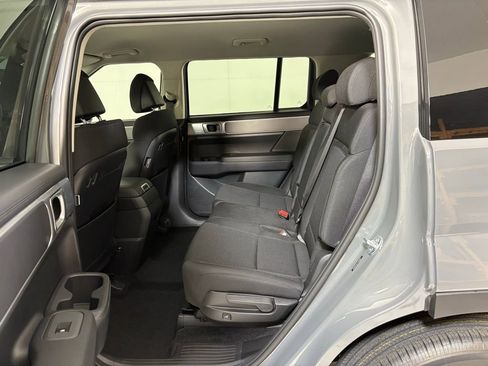 New 2026 Hyundai Santa Fe SE image 18