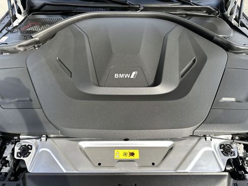 Used 2024 BMW i4 eDrive40 RWD image 17