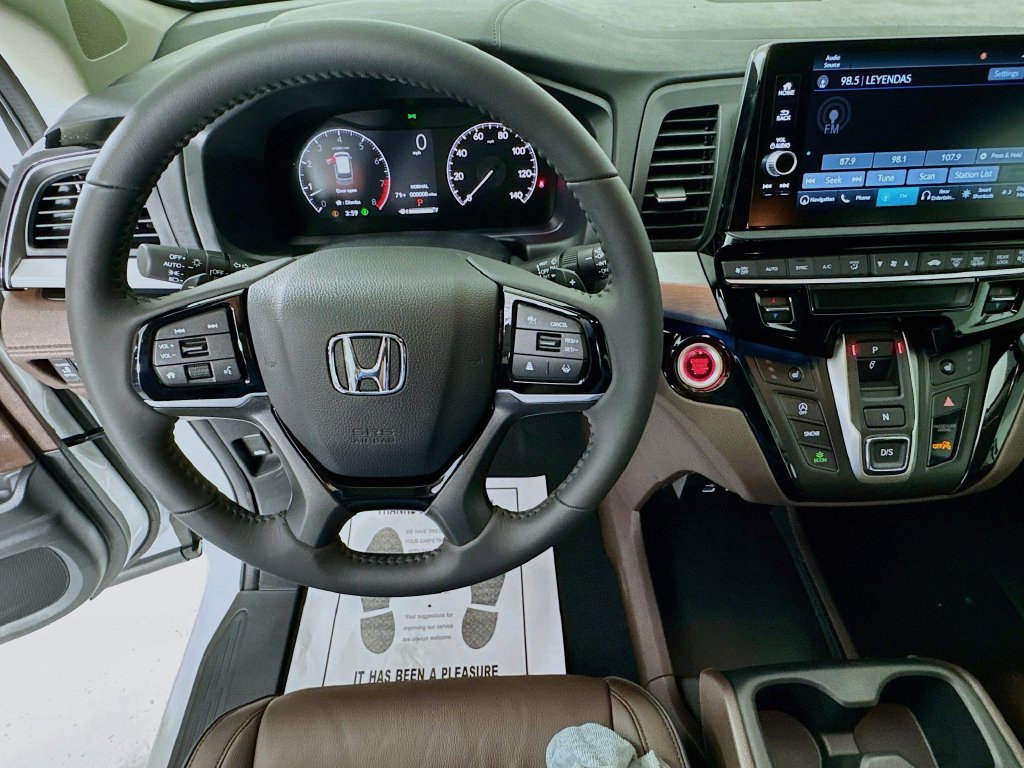 Used 2026 Honda Odyssey Touring image 18