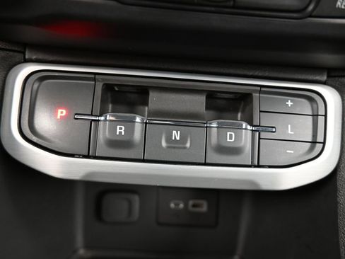 Used 2023 GMC Acadia SLE w/ Driver Convenience Package image 27