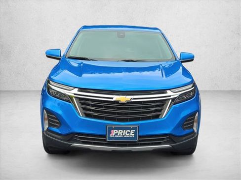 Used 2024 Chevrolet Equinox LT image 2