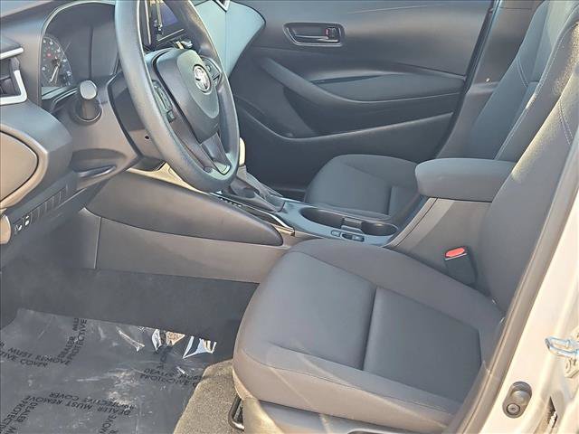 Used 2025 Toyota Corolla LE FWD image 15