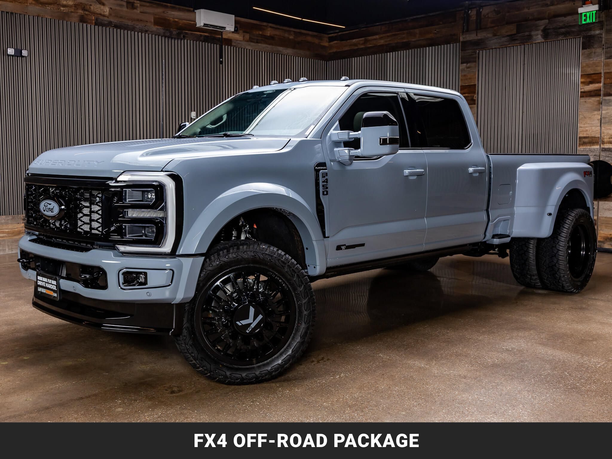 Used 2026 Ford F450 Platinum w/ Platinum Plus Package AWD/4WD image 5