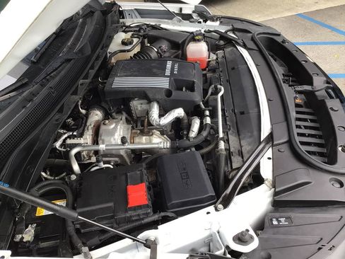 Used 2024 Chevrolet Suburban Premier AWD/4WD image 41