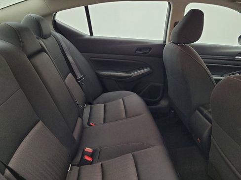 Used 2024 Nissan Altima 2.5 SV image 19