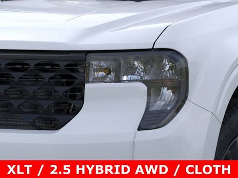 New 2025 Ford Maverick XLT w/ Equipment Group 301A image 19
