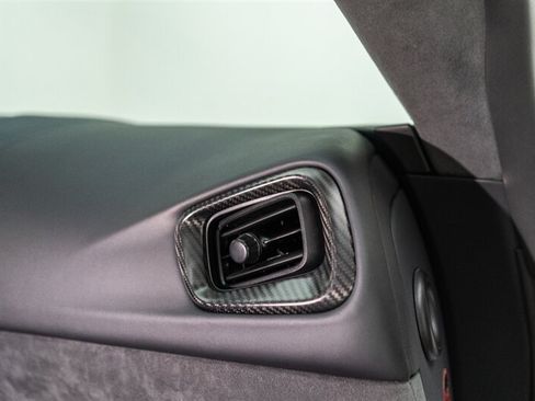 Used 2023 Aston Martin V8 Vantage Coupe RWD image 57