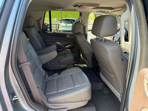 Used 2018 GMC Yukon Denali w/ Denali Ultimate Package image 16