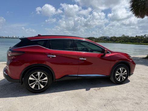 Used 2020 Nissan Murano SV w/ Premium Package FWD image 10