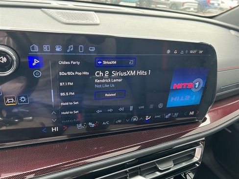 Certified 2025 Chevrolet Traverse RS w/ LPO, Floor Liner Package image 14