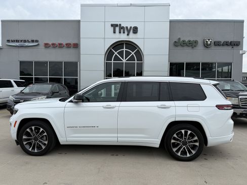 Used 2023 Jeep Grand Cherokee L Overland AWD/4WD image 29