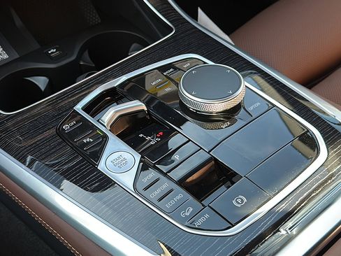 New 2026 BMW X5 xDrive40i w/ M Sport Package image 26