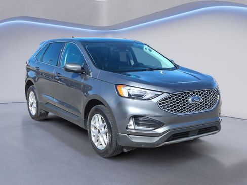 Used 2024 Ford Edge SEL w/ Convenience Package image 8