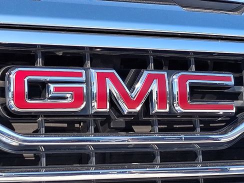 Used 2024 GMC Sierra 1500 SLT image 26