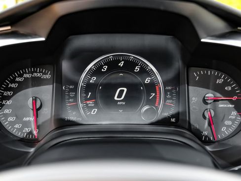 Used 2015 Chevrolet Corvette Z06 w/ 2LZ Preferred Equipment Group RWD image 16