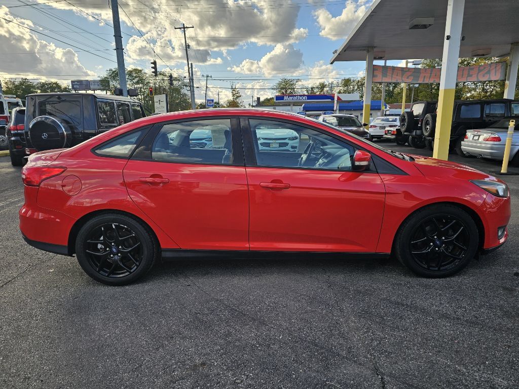 Used 2016 Ford Focus SE w/ Equipment Group 201A FWD image 15